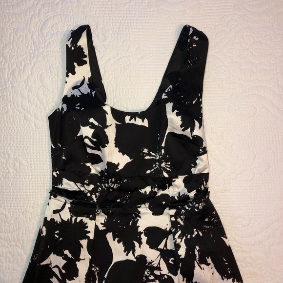 Ann Taylor Black and White Dress - Picture 3 of 8